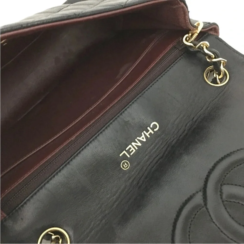 SOLD SOLD SOLD CHANEL Quilted Matelasse CC Logo Lambskin Chain Shoulder Bag - Picture 9 of 16